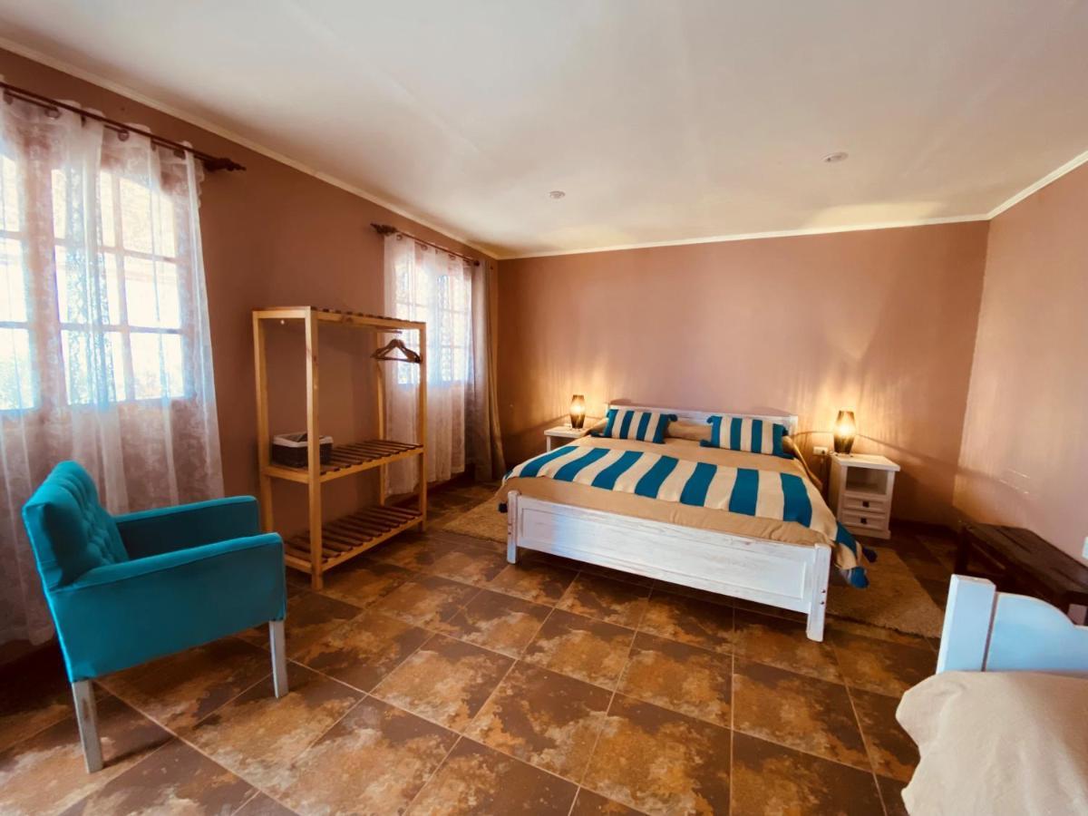 Hostal Katari San Pedro De Atacama Esterno foto